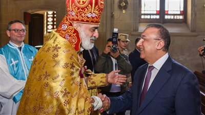 محافظ الإسكندرية لطائفة الأرمن الأرثوذكس: جئنا لنحتفل معكم بعيد الميلاد ولسنا مهنئين 