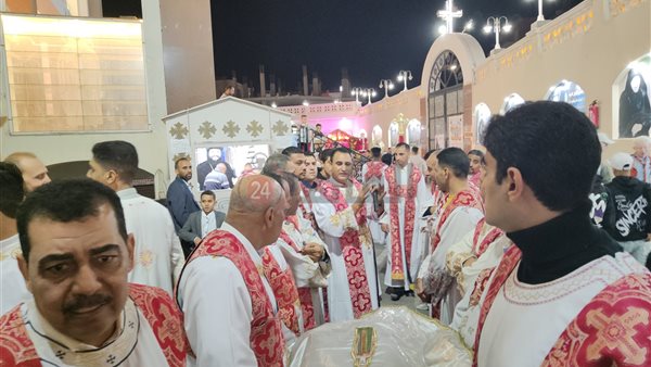 توافد الأقباط على