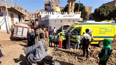 بسبب انفجار إطار السيارة.. إصابة 3 أشخاص في حادث سير بالفيوم