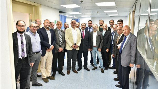  مستشفيات جامعة عين