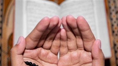 دعاء للميت يوم الجمعة يغفر له الذنوب.. هل يلزم الدعاء عند القبر فقط؟