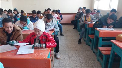 اليوم.. بدء امتحانات الفصل الدراسي الأول للشهادة الإعدادية بسوهاج