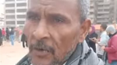 خال الشاب الغريق بالإسكندرية: كان بيتصور مع زمايله على الشاطئ | بث مباشر 