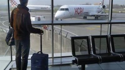 طالع عمرة وهو ظالمني.. مدرسة فيزياء تتهم زوجها بالبخل وتطلب نفقة