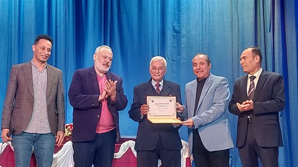 تكريم الدكتور يوسف