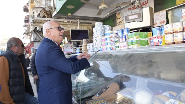 محافظ بورسعيد يجري