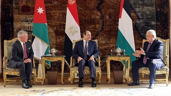 القمة الثلاثية