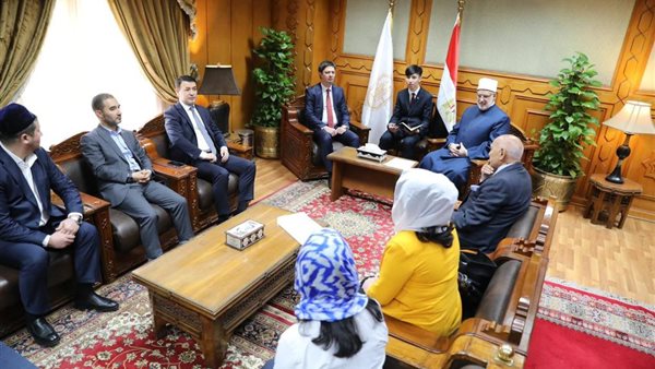 وكيل الأزهر يلتقي