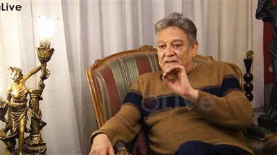 عماد رشاد يوجه رسالة لزوجته: شكرًا إنك استحملتيني وأتمنى تغفري أخطائي