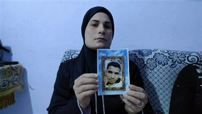 والدة أنس طالب كفر الشيخ: حرقوا قلبنا عليه.. والقضاء جاب حقه بسجن القتلة المؤبد 