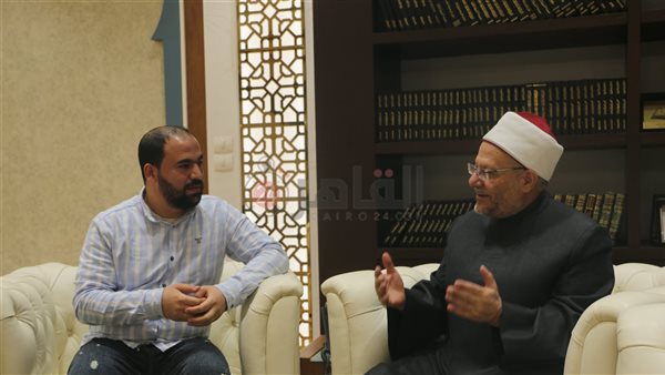 الدكتور شوقي علام