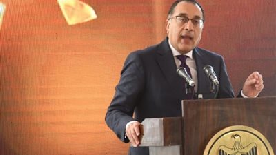 هل تحملت الدولة تكلفة إنشاء منطقة الأعمال المركزية؟.. رئيس الوزراء يرد