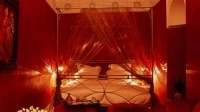 سهرة حمراء على دماء الضحية.. المتهمة خدرت زوجها ومزقته 40 جزءا في 10 أكياس مع عشيقها في بدر