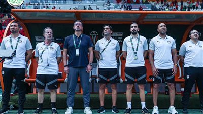 فيتوريا يعود إلى البرتغال بعد ساعات ويهدد بشكوى اتحاد الكرة لـ فيفا