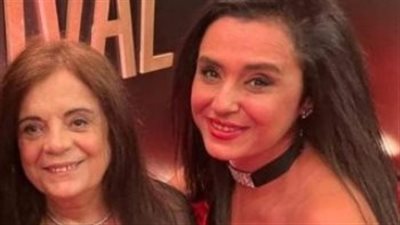 رشا سامي العدل تحتفل بعيد ميلاد والدتها نادية شكري: كل شوية تهددنا إنها هتسيب البيت