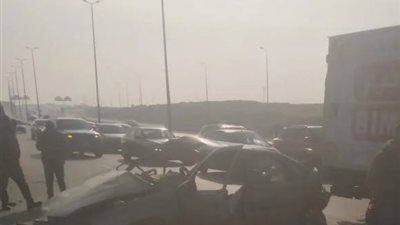 مصرع شخص وإصابة 5 آخرين في حادث تصادم بكوبري سمير غانم