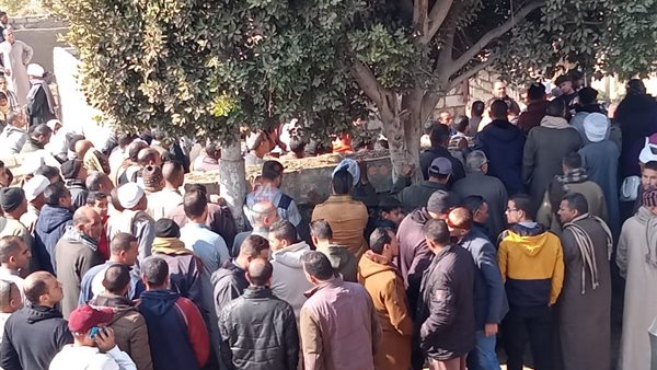 انهيار أسرة سيدة