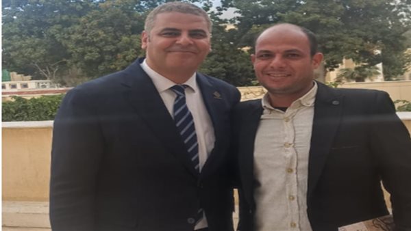 الدكتور نادر مصطفى