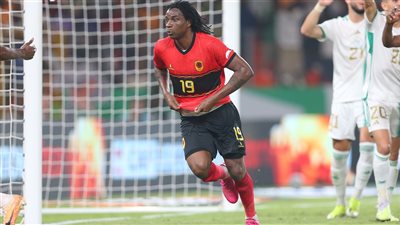 نتيجة مباراة الجزائر وأنجولا.. مابولولو ينقذ الغزلان من الهزيمة في أمم إفريقيا 