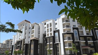 رئيس الوزراء يكلف بسرعة تخصيص وتسليم وحدات R3 للموظفين المنتقلين للعاصمة الإدارية