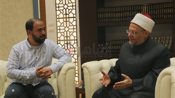 مفتي الجمهورية مع