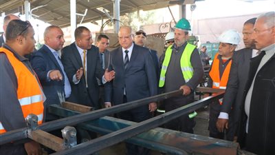 محافظ القاهرة: عمال النظافة يسهمون في إظهار الوجه الحضاري للعاصمة