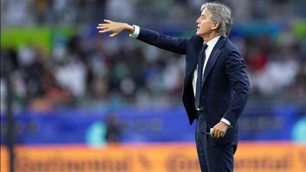 المدرب الإيطالي روبرتو