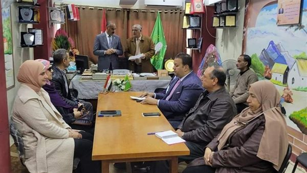 غرفة عمليات لمتابعة