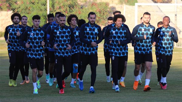 فريق النادي المصري