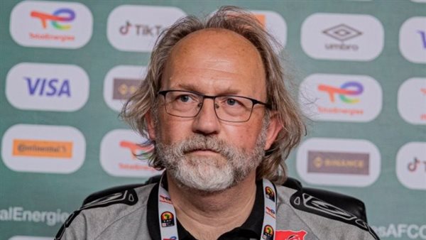 توم سانتفيت المدير