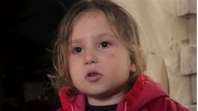 طقت روحي من البرد والخيمة.. صغيرة فلسطينية تنفعل خلال وصفها معاناتهم بالخيام في ظل انخفاض درجات الحرارة