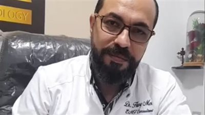 تؤثر على أدمغة الأطفال والمراهقين.. طبيب يحذر من السجائر الإلكترونية: بتجيب سرطان الرئة وجلطات | بث مباشر