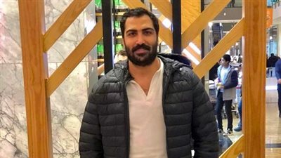 مات في ذكرى رحيل والده.. بدء عزاء مدرس توفى بضمور العضلات بشبرا الخيمة |بث مباشر