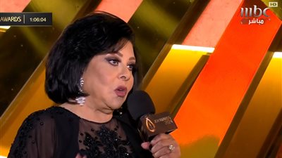 إسعاد يونس بـ Joy Awards في السعودية: سعيدة بالحفل.. وردود الفعل على عصابة عظيمة إيجابية