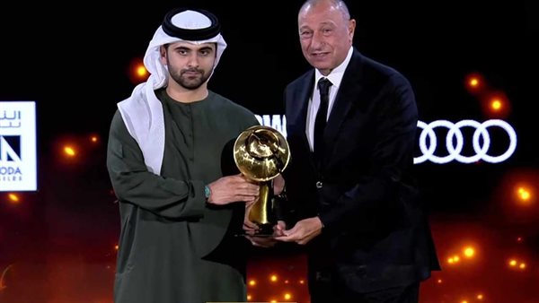 الخطيب خلال تسلمه