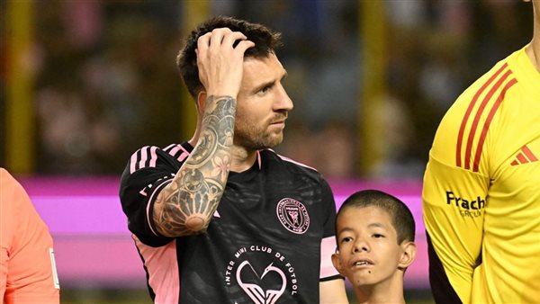  الظهور الأول لنجم