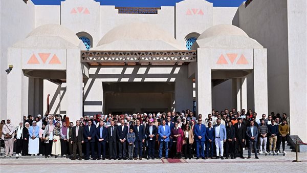 رئيس الوزراء يتوسط