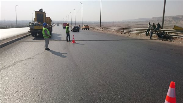 غلق كوبري - أرشيفية