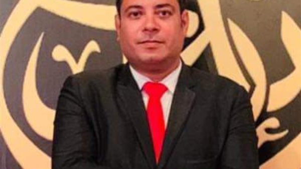 وفاة والد المعلق