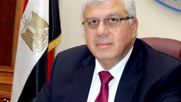 الدكتور أيمن عاشور