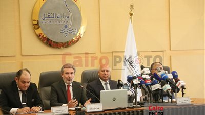 وزير النقل: 500 شاحنة جاهزة للعمل في خط الرورو بداية من فبراير المقبل