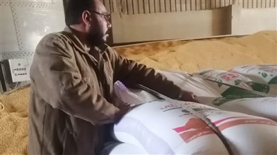 ضبط 2 طن أعلاف حيوانية مجهولة الانتاج والصلاحية بالغربية 