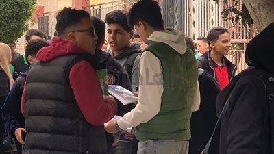 اليوم.. طلاب الشهادة الإعدادية بالجيزة يؤدون امتحان الهندسة