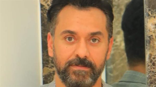 الفنان أحمد عبد الله