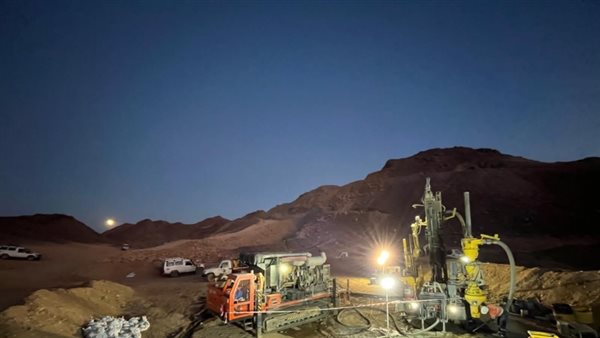 أعمال الحفر عن الذهب