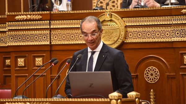 وزير الاتصالات 