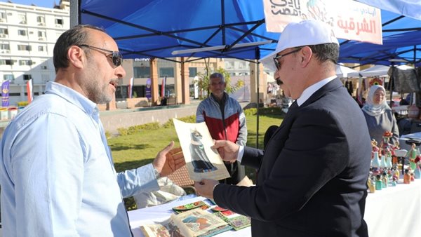 محافظ أسوان