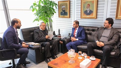 مدير مكتبة الإسكندرية يبحث سبل التعاون مع رئيس مركز أبو ظبي للغة العربية