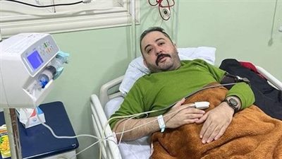 عمرو عبد العزيز يخضع لعملية جراحية: ادعولي بالشفاء