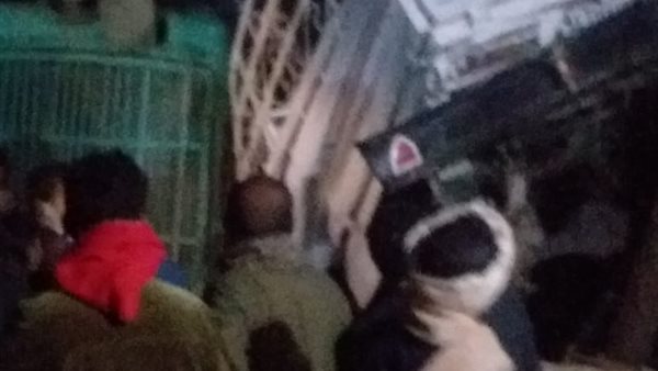 قطار القصب يدهس سيارة